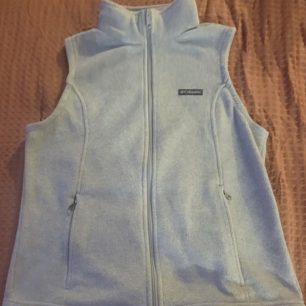Columbia Light Gray Fleece Vest